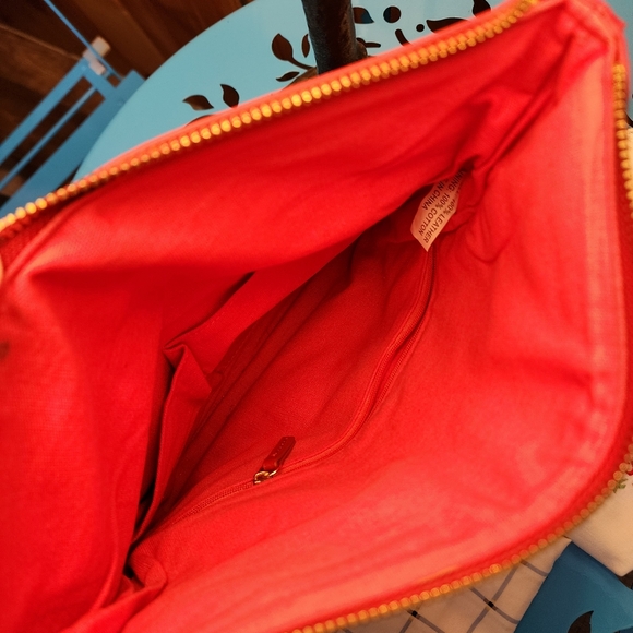 JOY & IMAN Red Genuine Leather Clutch Tassel Detail EUC - Picture 9 of 14